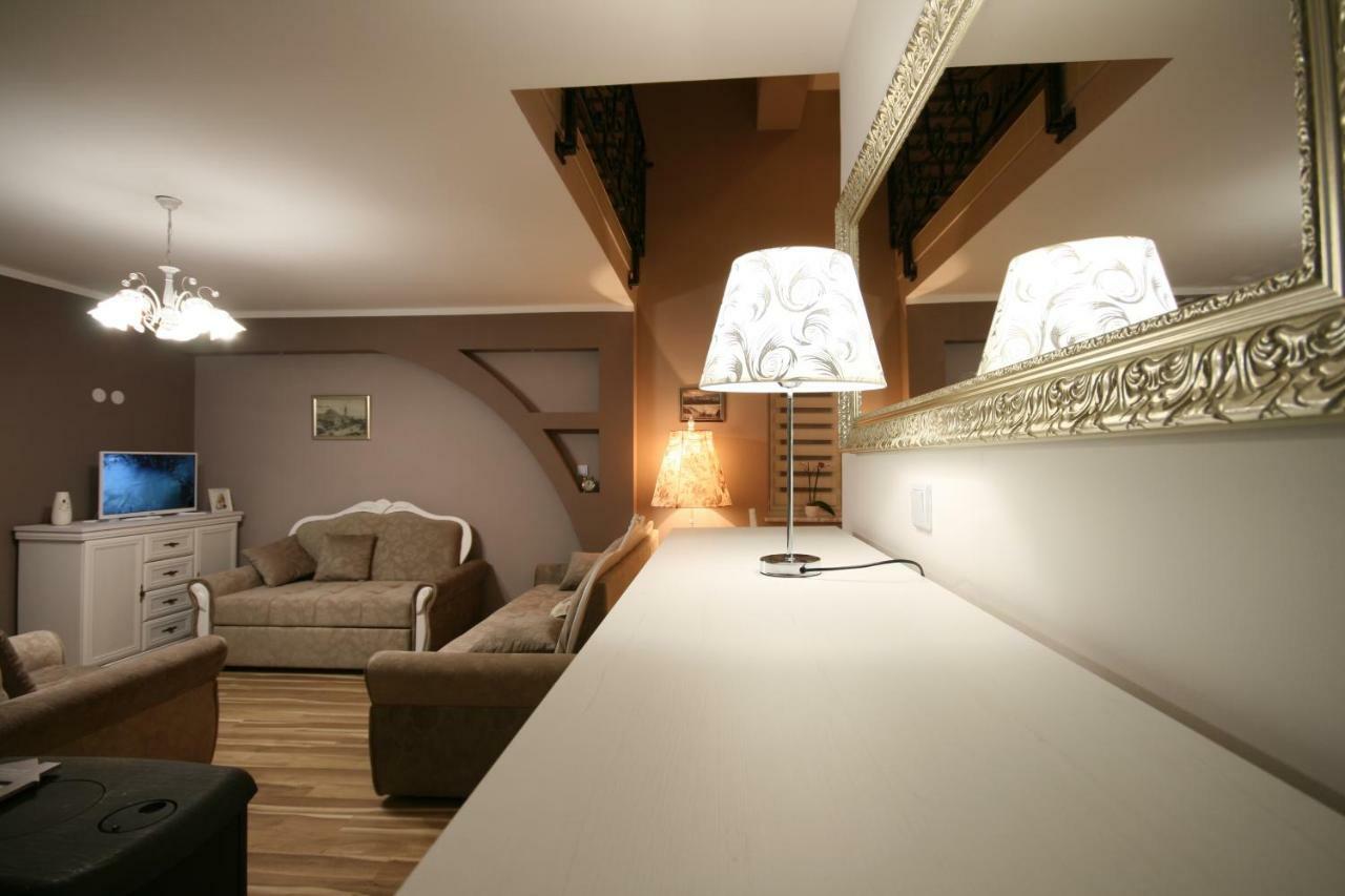 Holiday House Leona Otocac Luaran gambar