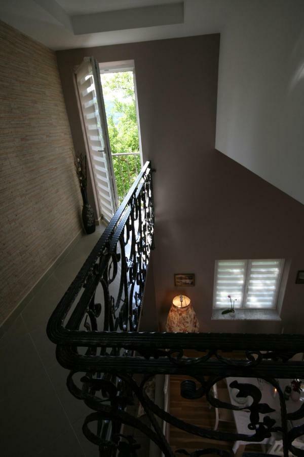 Holiday House Leona Otocac Luaran gambar
