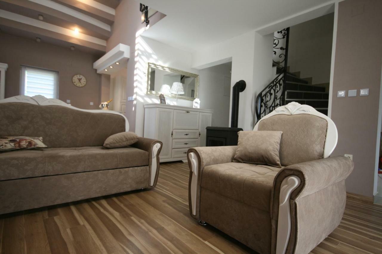 Holiday House Leona Otocac Luaran gambar