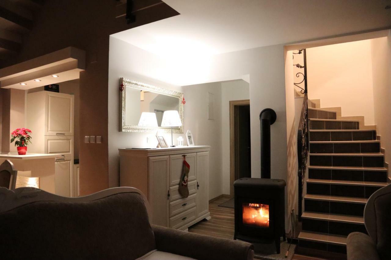 Holiday House Leona Otocac Luaran gambar