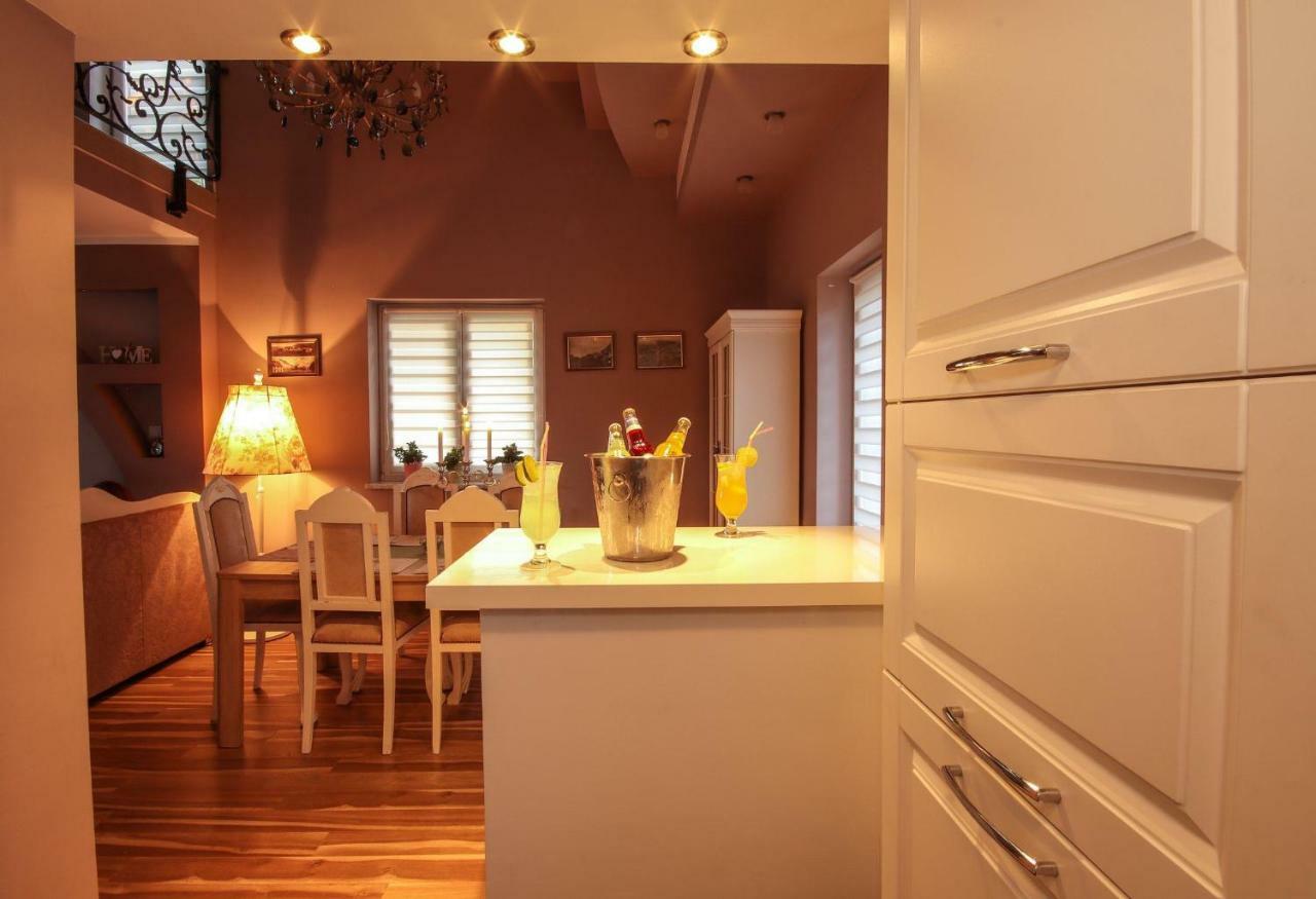 Holiday House Leona Otocac Luaran gambar